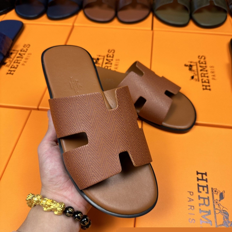 H**mes slippers